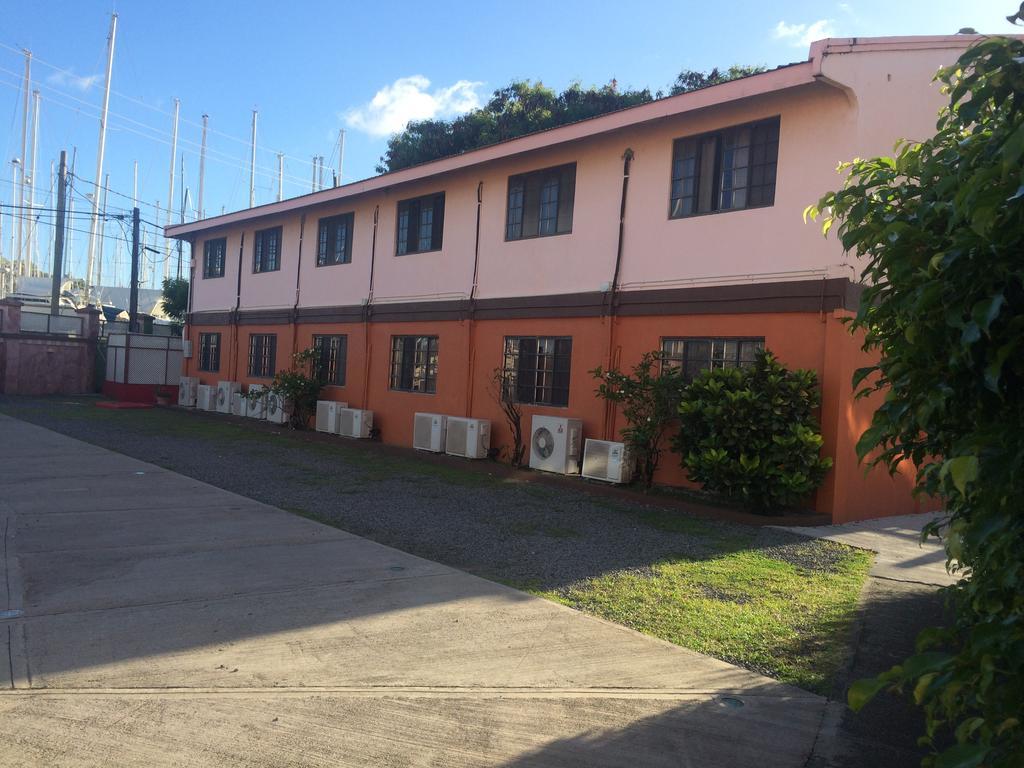 Cool Premier Apts. - Airport/Sgu Blow Hole Esterno foto